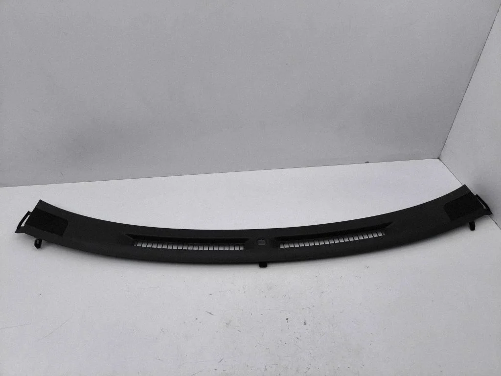 Centrālās gaisa restītes 683104EH0A
