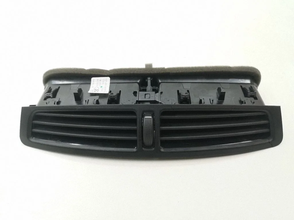 Dash center air vent grill AM51R01815ACW
