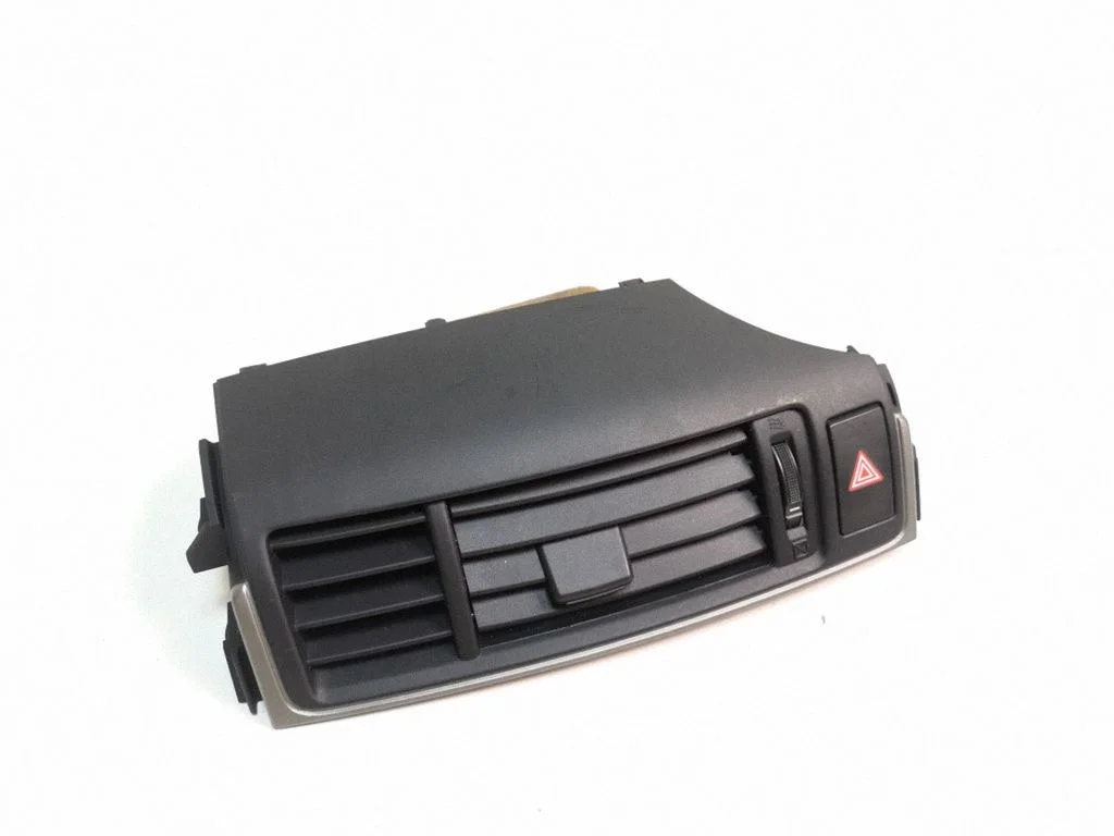 Dash center air vent grill 556700F040