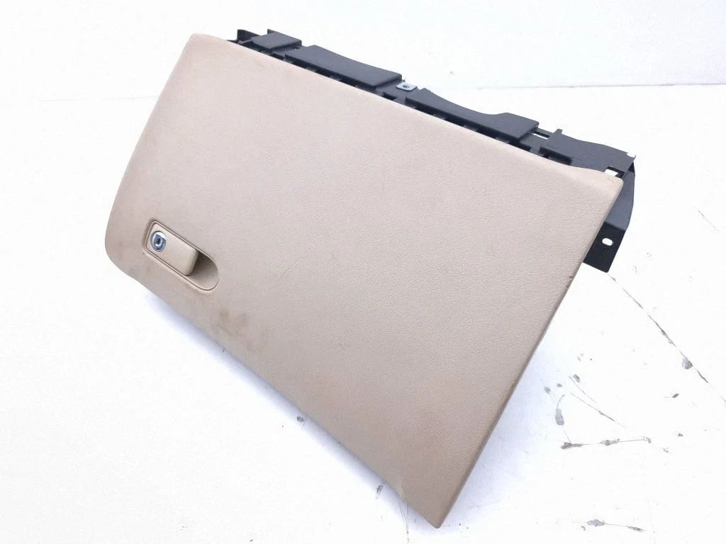Glove box – Mercedes-Benz GLC-Class C253 (2016-)