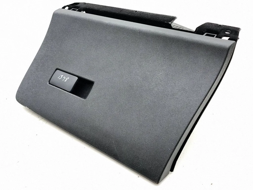 Glove box 221160013