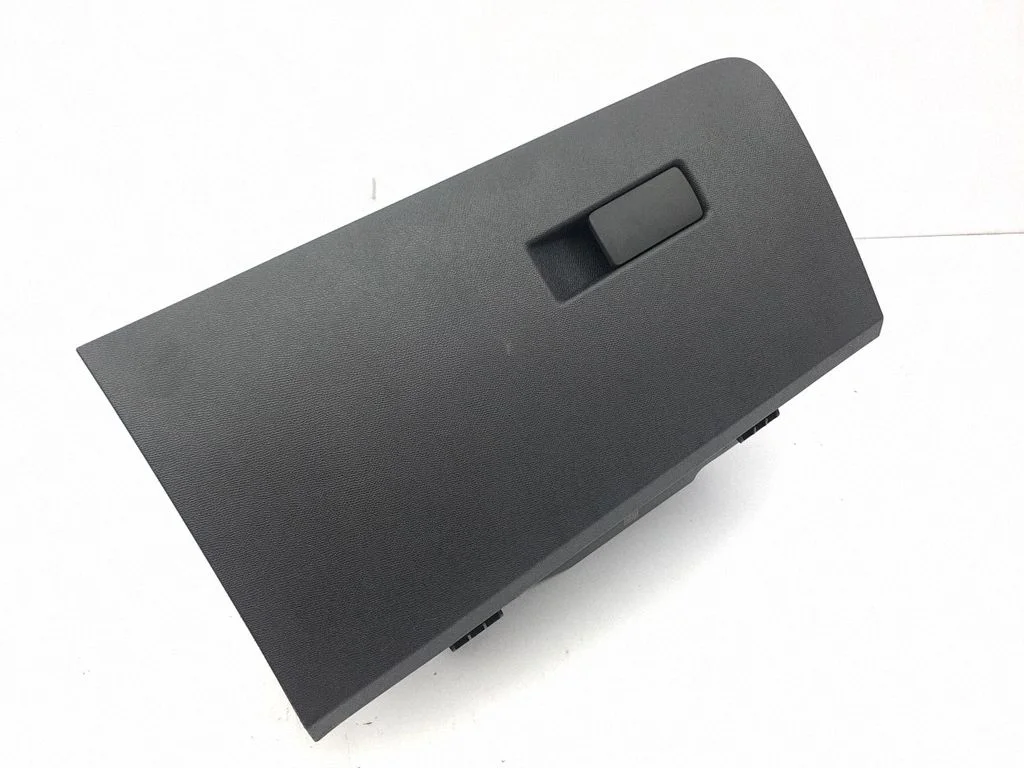 Glove box 9841137480