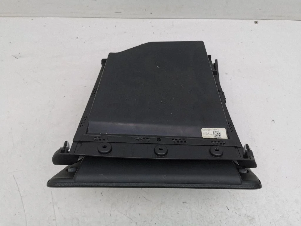 Glove box 2703701DX9