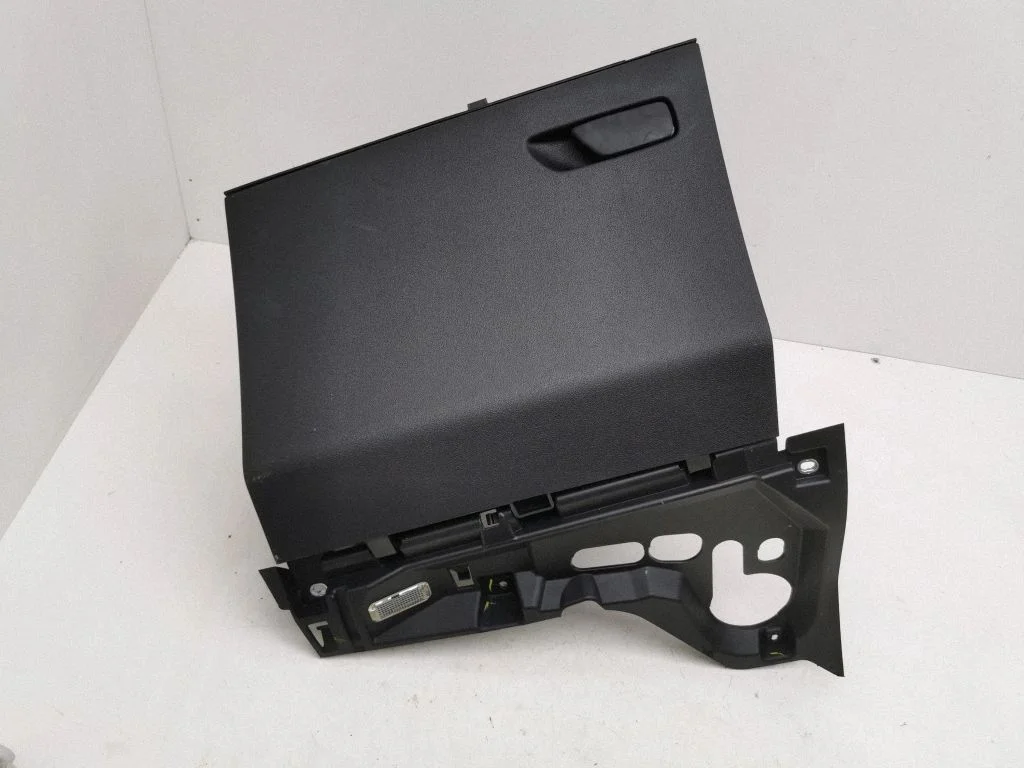 Glove box 82C857035