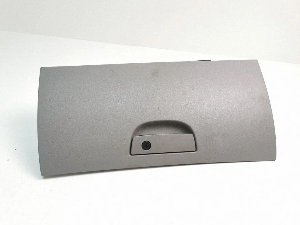 Glove box 1054231AA