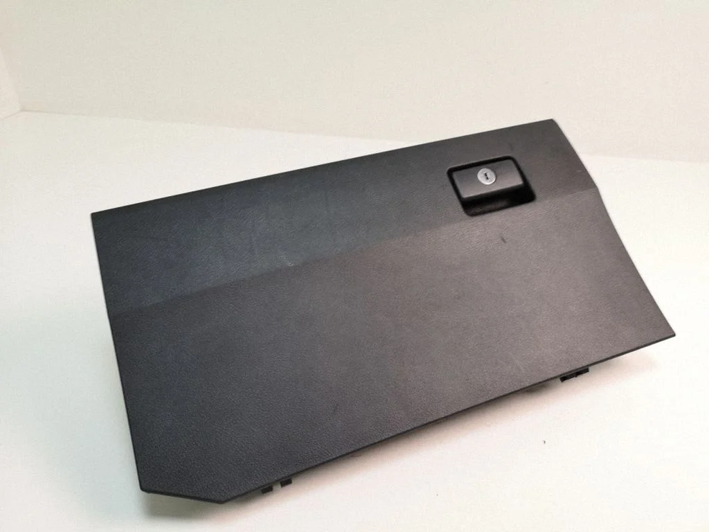 Glove box 230595010004