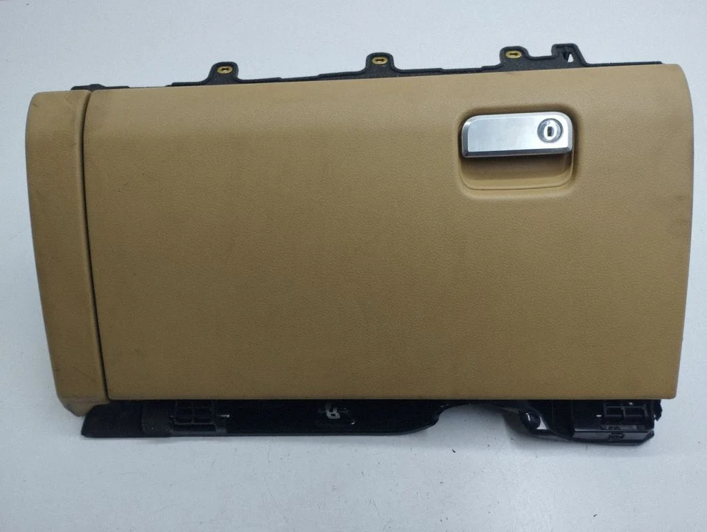 Glove box – Porsche Cayenne (92A) (2010-2017)