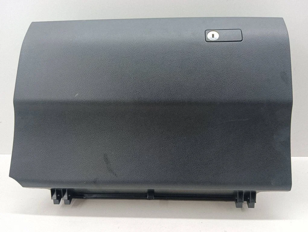 Glove box – Lexus NX (2014-2021)