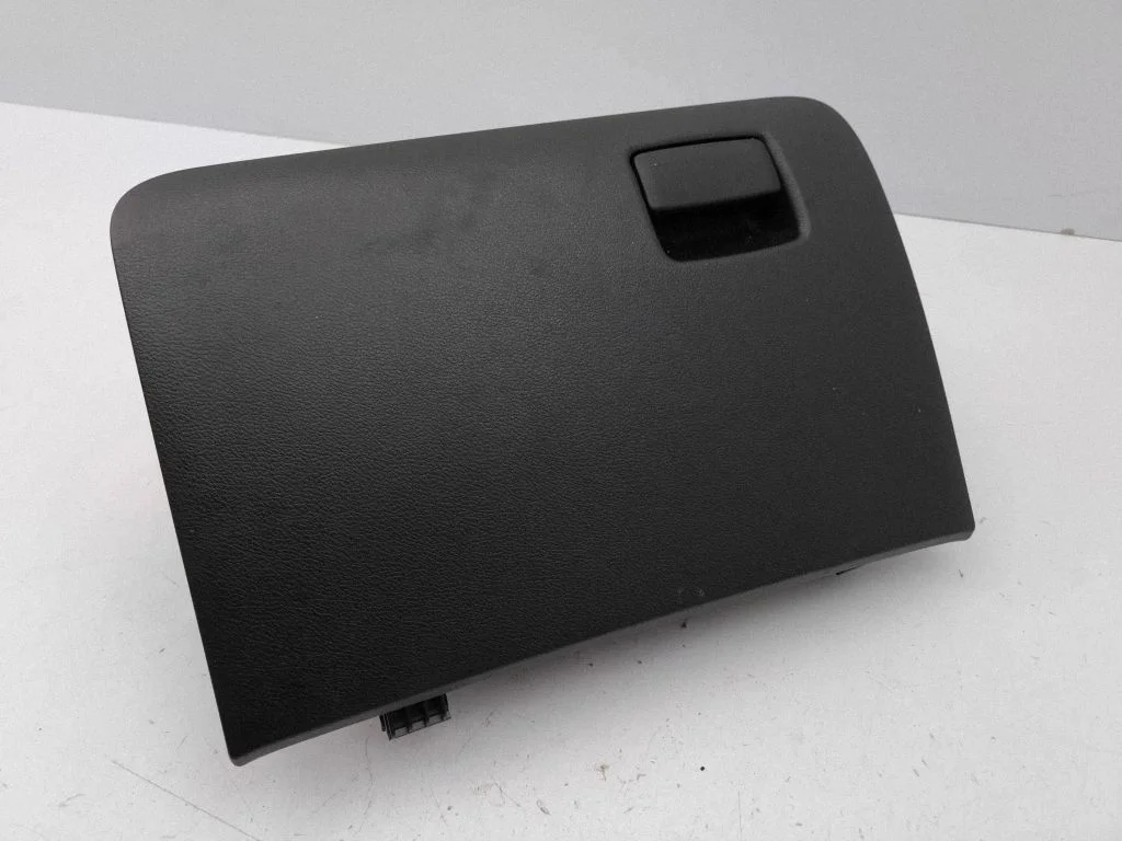 Glove box 7341254P0