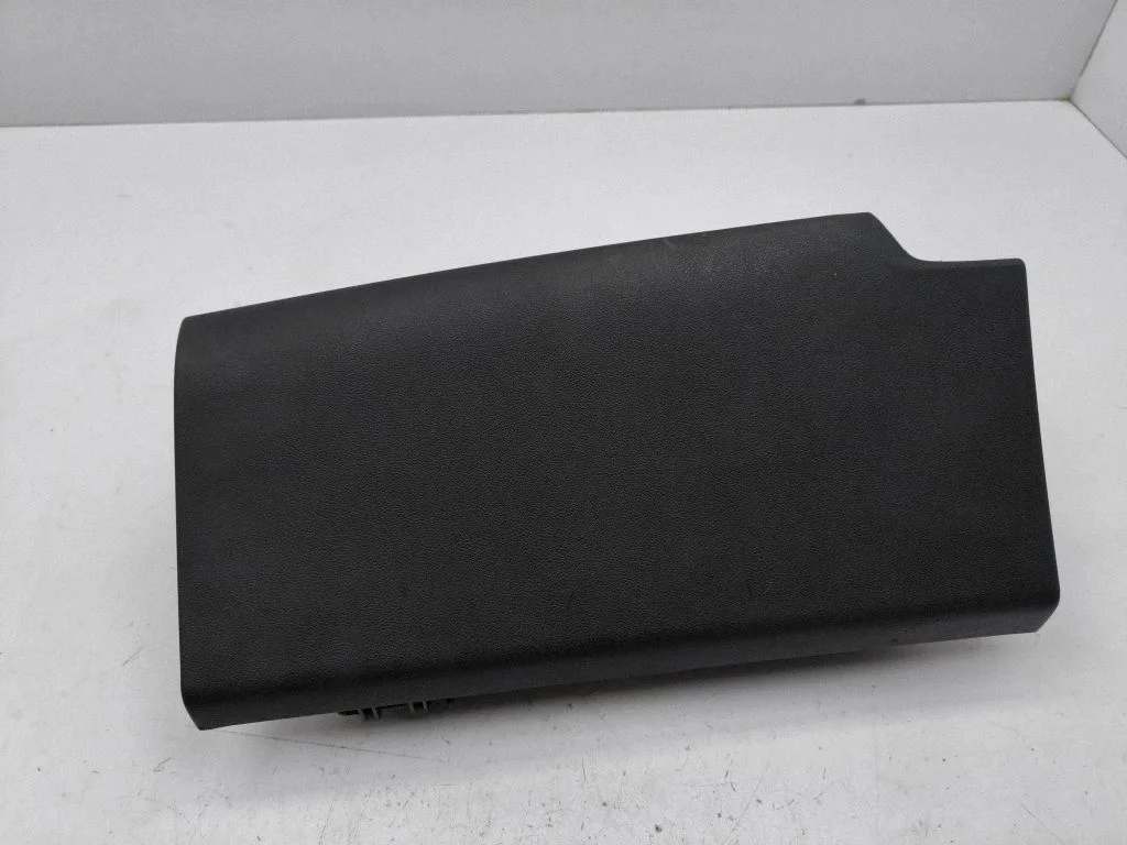 Glove box – KIA Niro (2016-2022)