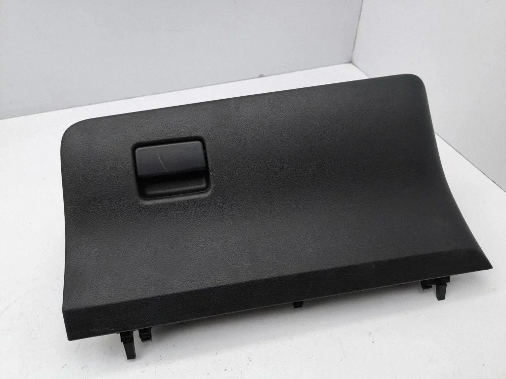 Glove box 555500D150