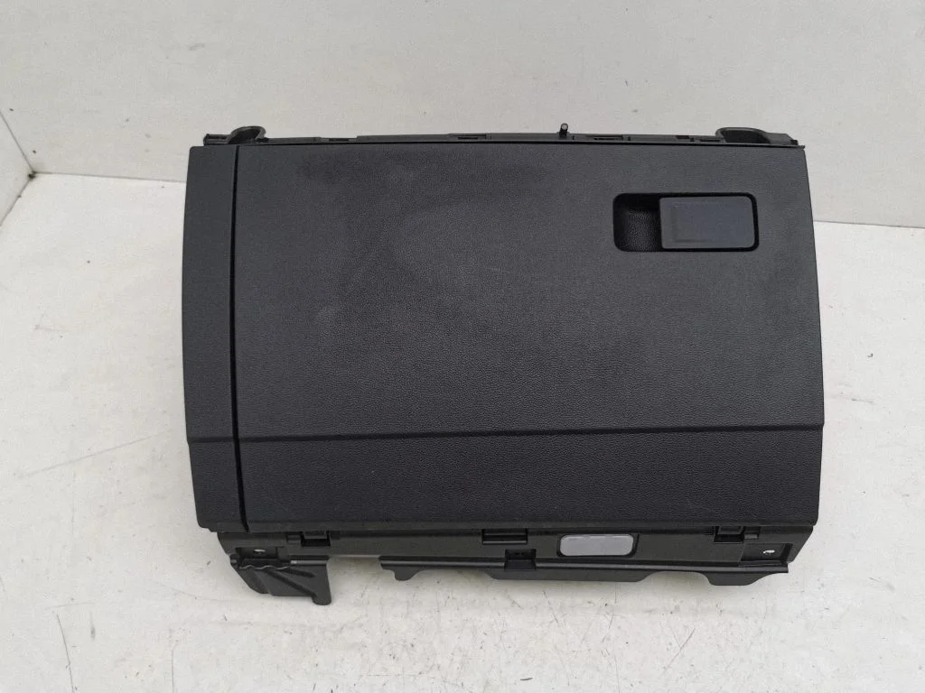 Glove box 5H2857097A4PK