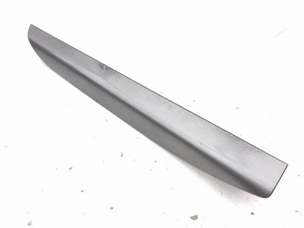 Listwa ozdobna EM2BR044D84C