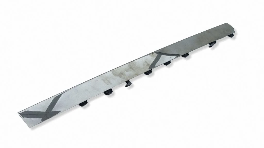 Dekoratīvā apdares josliņa N9X2045R61B