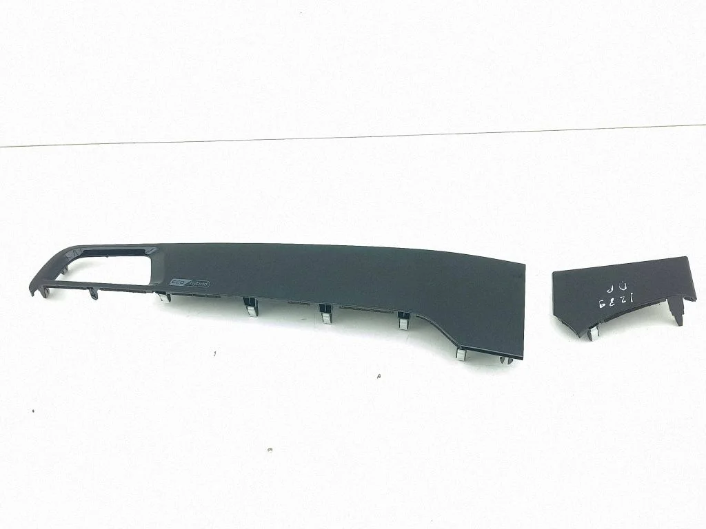 Dashboard glove box trim – KIA Niro (2016-2022)