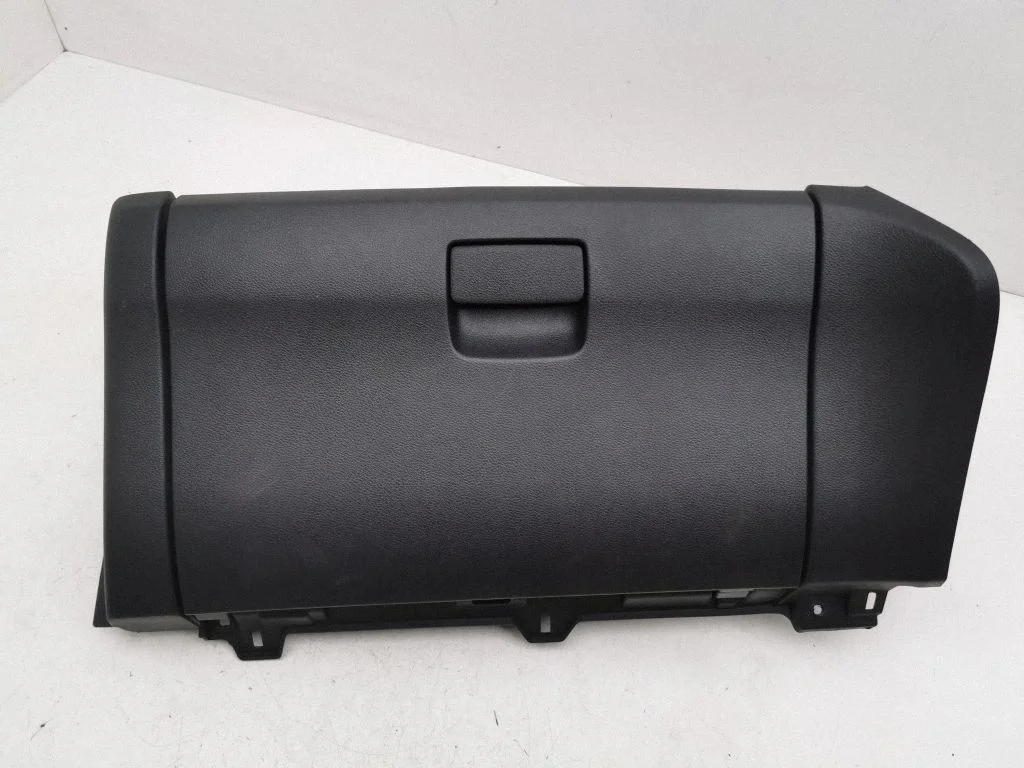 Glove box C2225111100