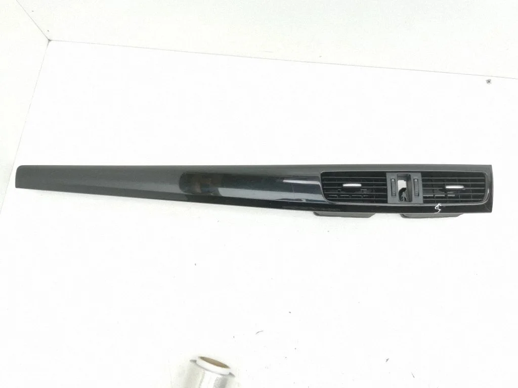 Dashboard glove box trim KD7755256