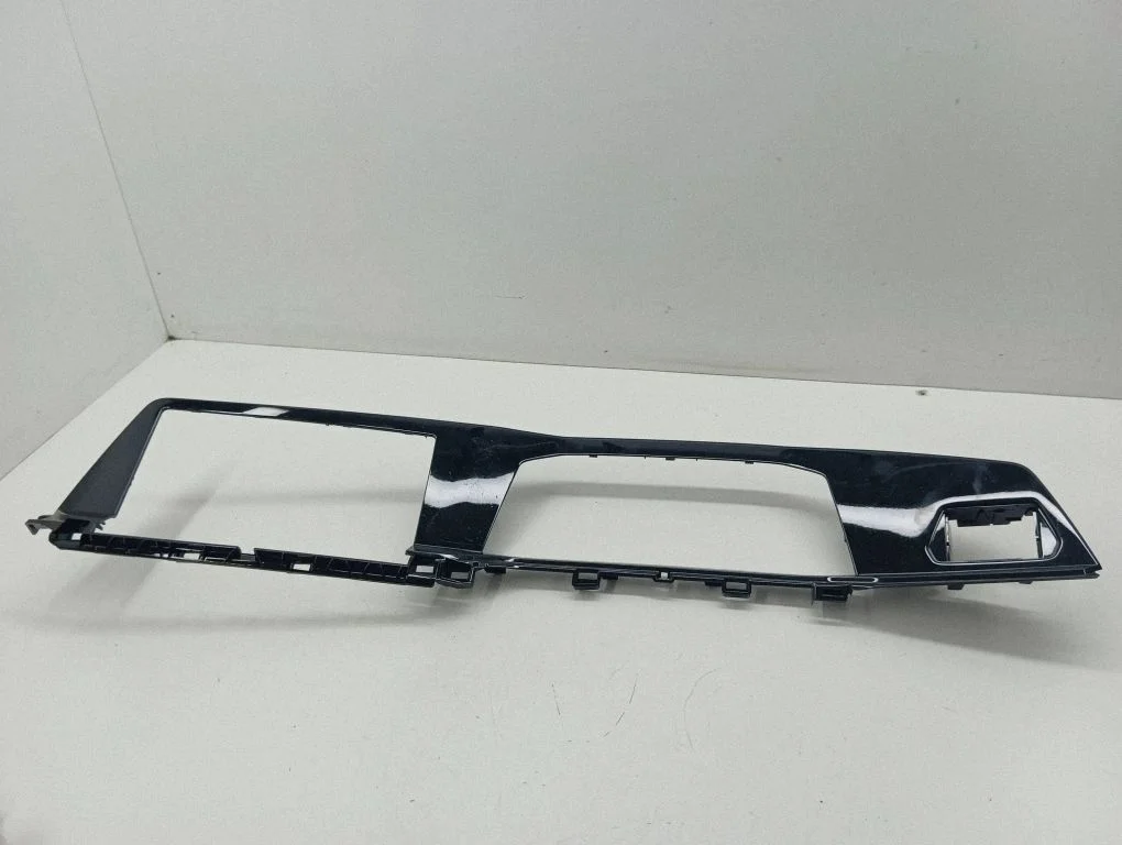 Dashboard glove box trim 5H2857211C041