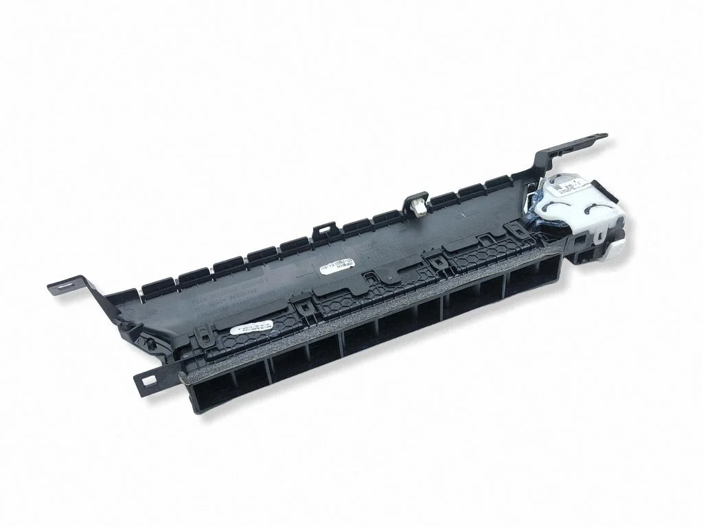Armatuurlaua õhutusresti kate T0535792