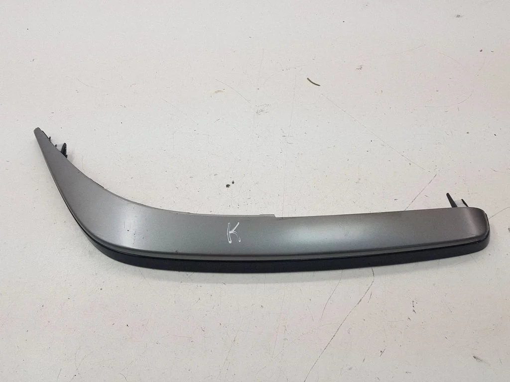 Dashboard glove box trim EH4555254