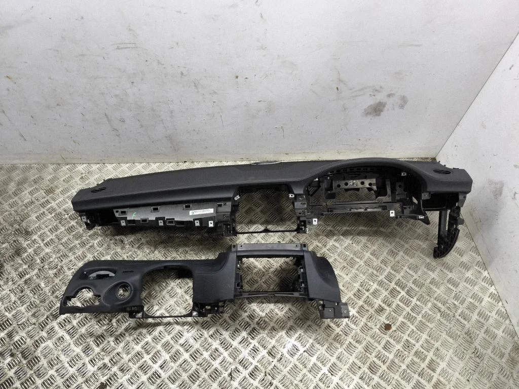 Dashboard A21868035870000