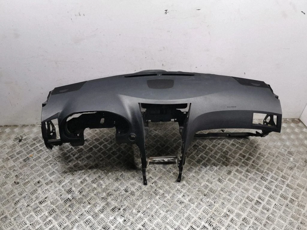 Dashboard 5545130420