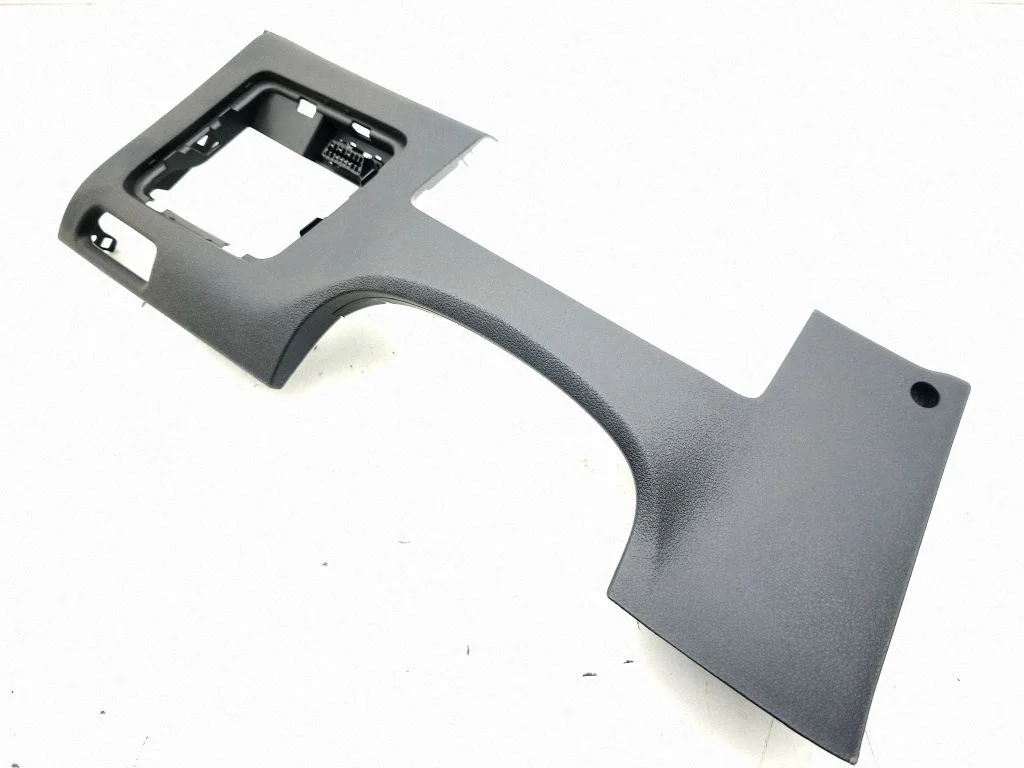 Dashboard lower bottom trim panel – KIA Niro (2016-2022)