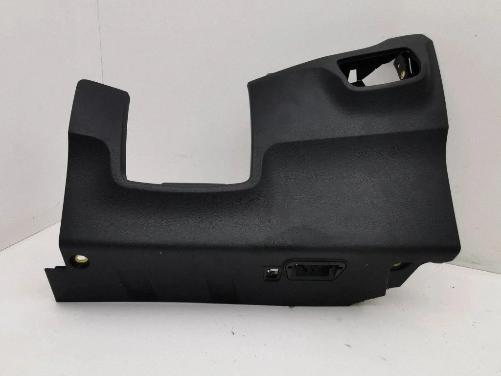 Dashboard lower bottom trim panel 81C863075A