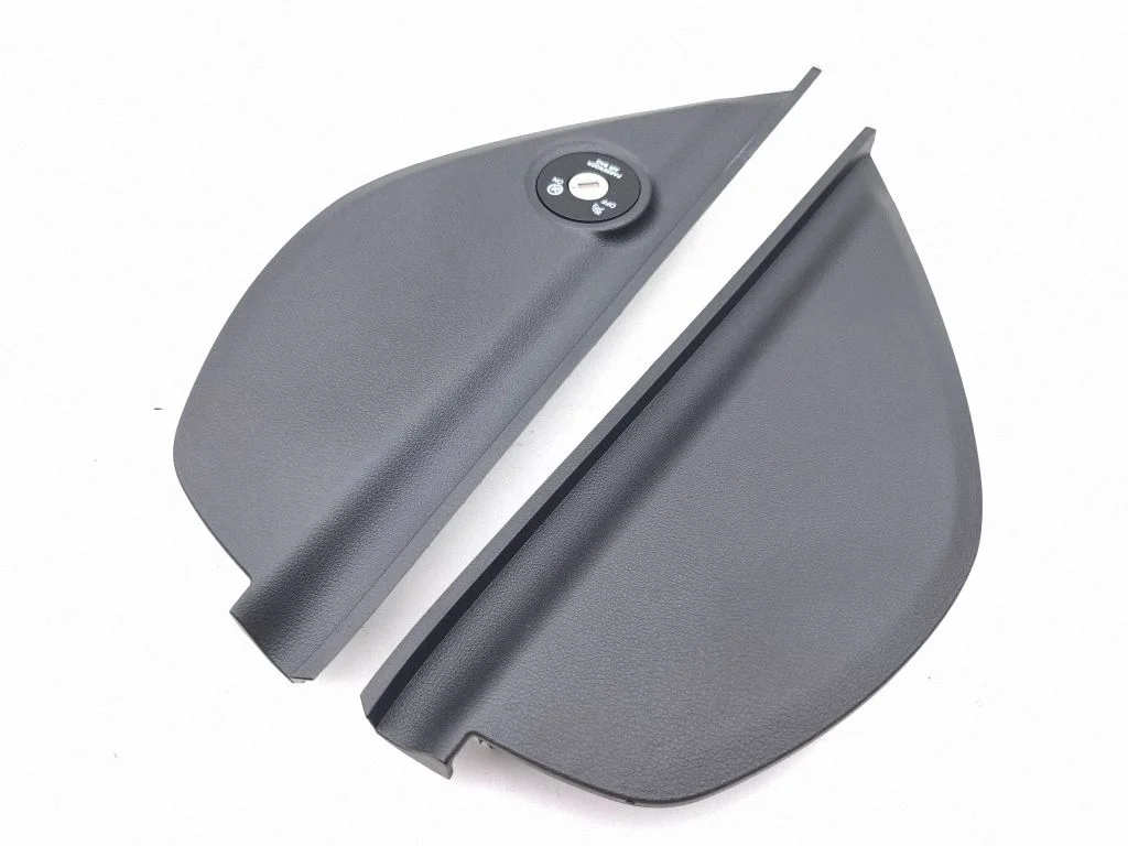 Dashboard side end trim 84767J9000