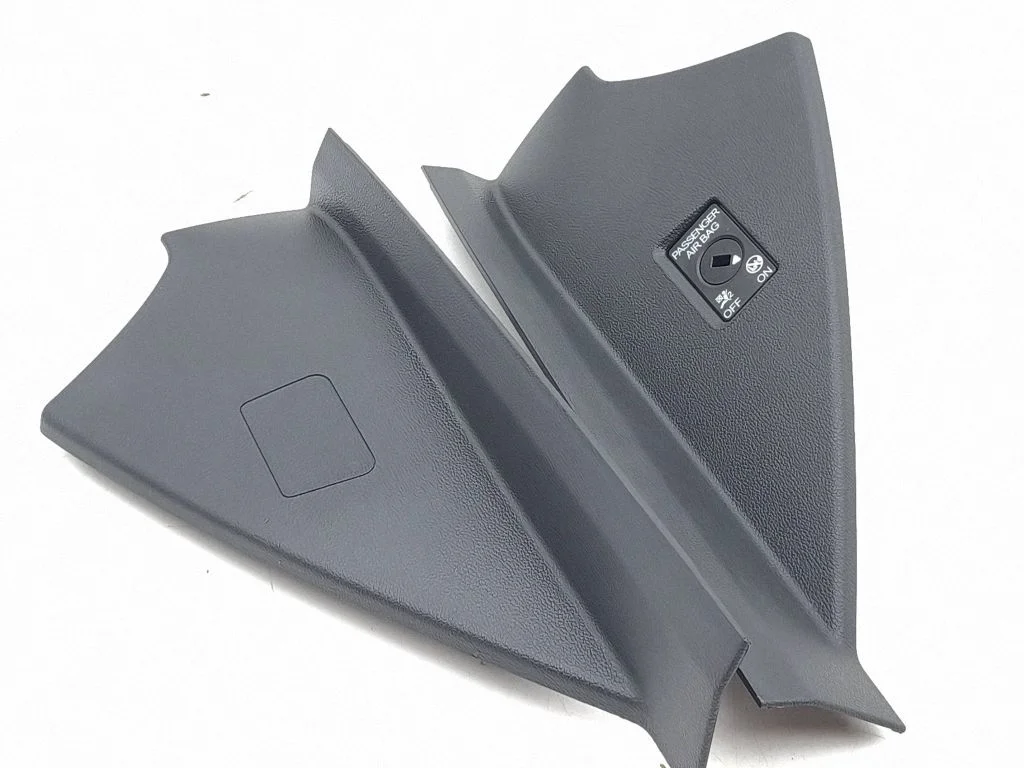Dashboard side end trim 5LA857503B