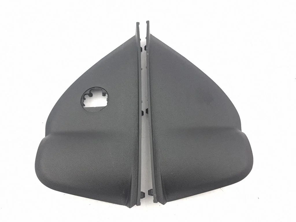 Dashboard side end trim X84786Q0000