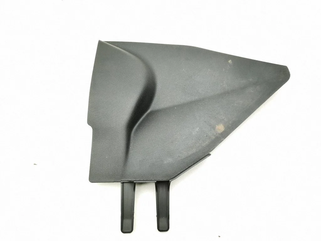 Dashboard side end trim ljR8BR044E09B
