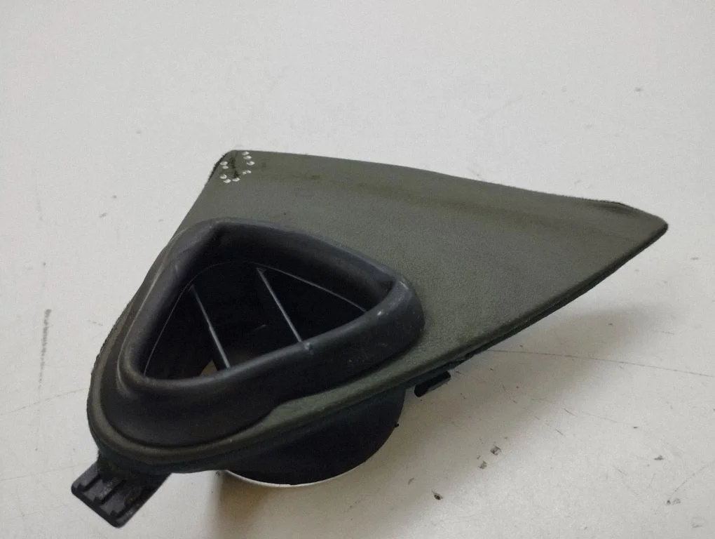 Paneļa apdares panelis (sānu) 3W5858247A