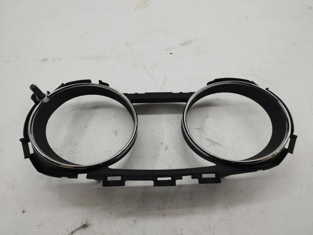 Dashboard trim GN21101890