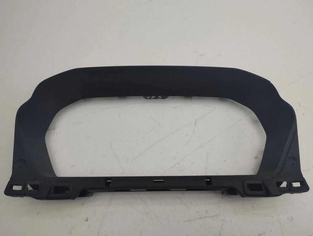 Dashboard trim 8Y0857115