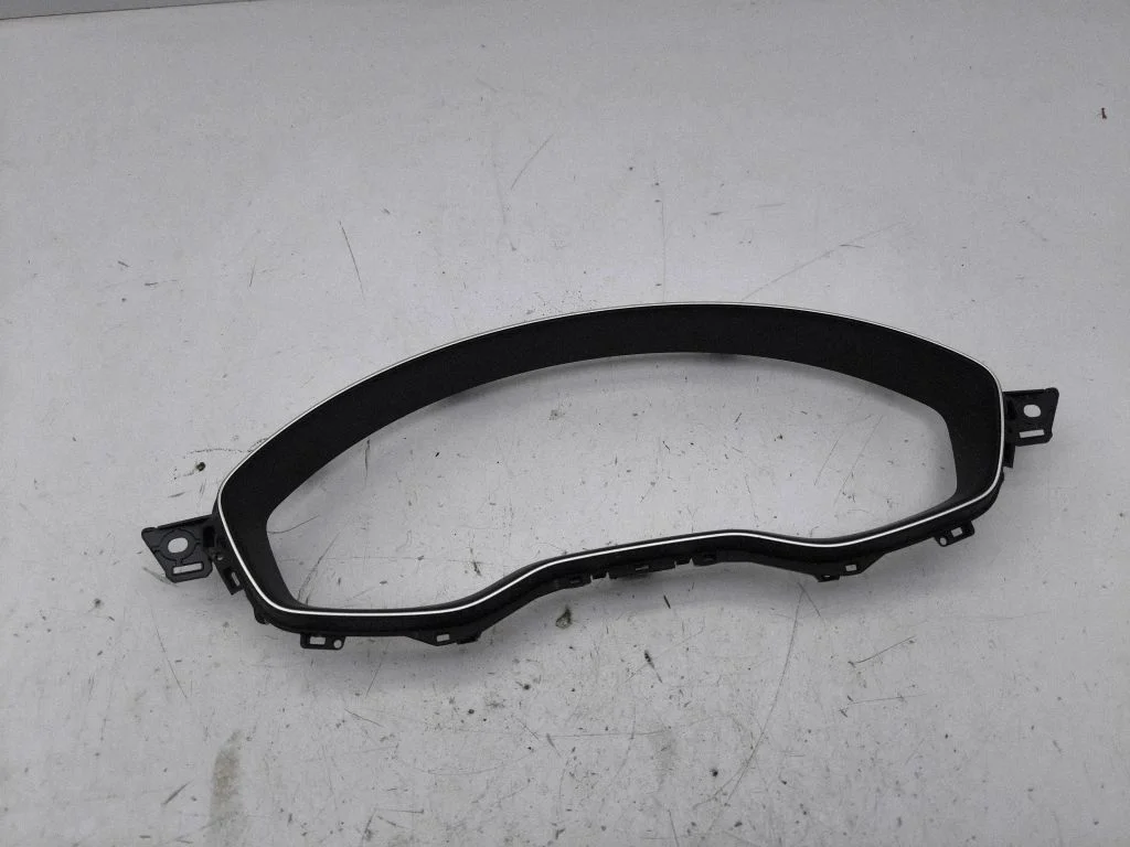 Dashboard trim – Audi A5 (2016-2024)