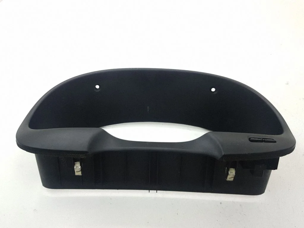Dashboard trim 848312B900