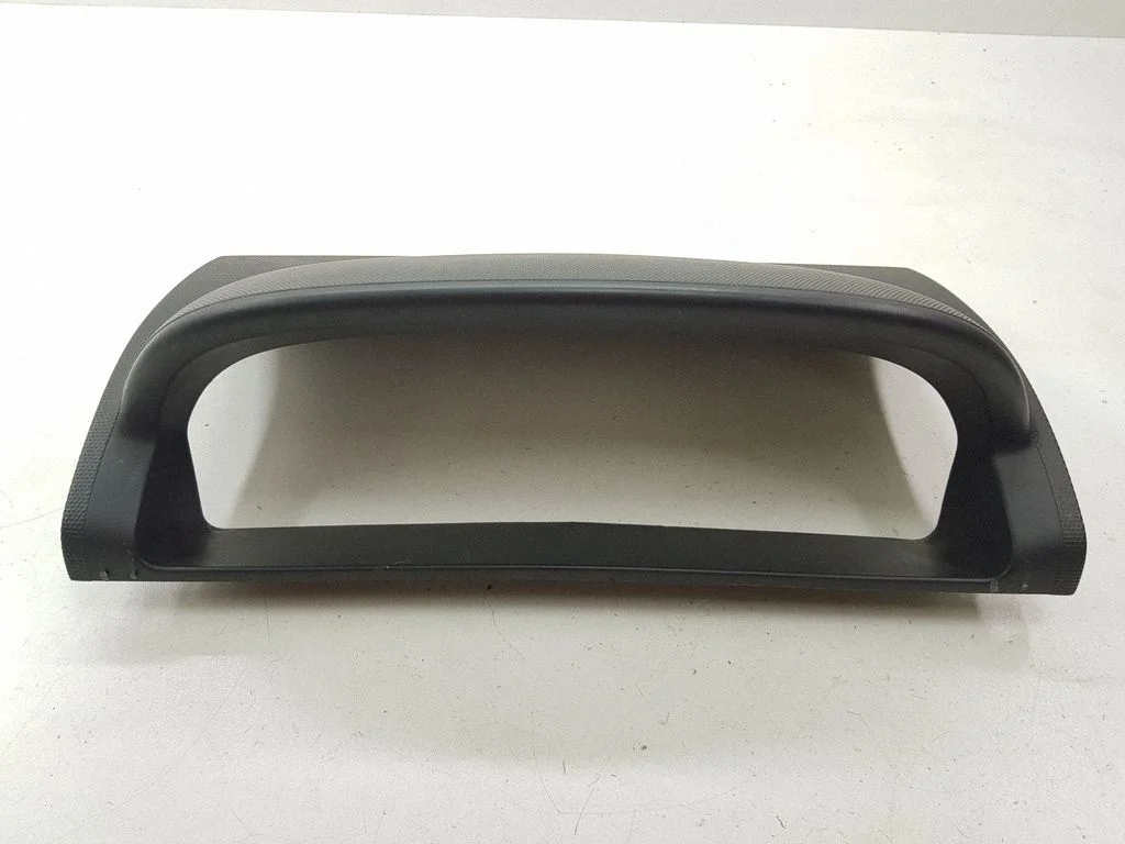 Dashboard trim 68240EQ000