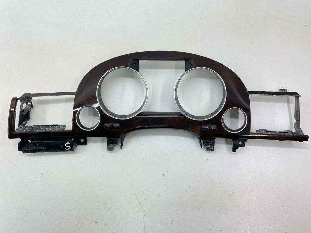 Instrumentu paneļa apdare 4E1857115L