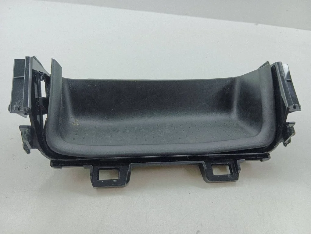 Dashboard storage box/compartment EH6464361