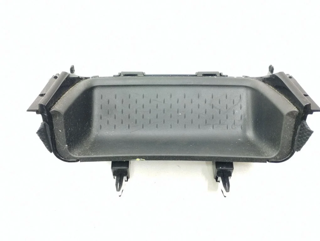 Dashboard storage box/compartment EH6464361