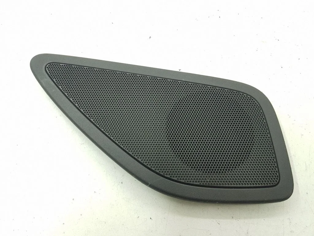 Side speaker trim/cover – right