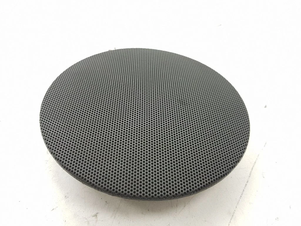 Side speaker trim/cover – right