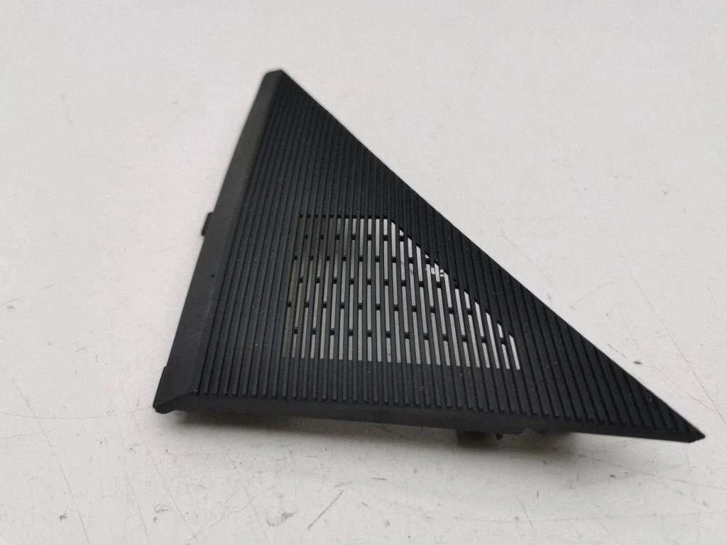 Side speaker trim/cover 281C34164R