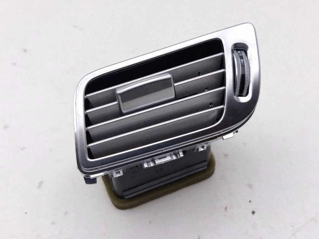 Dashboard side air vent grill/cover trim A2188301054