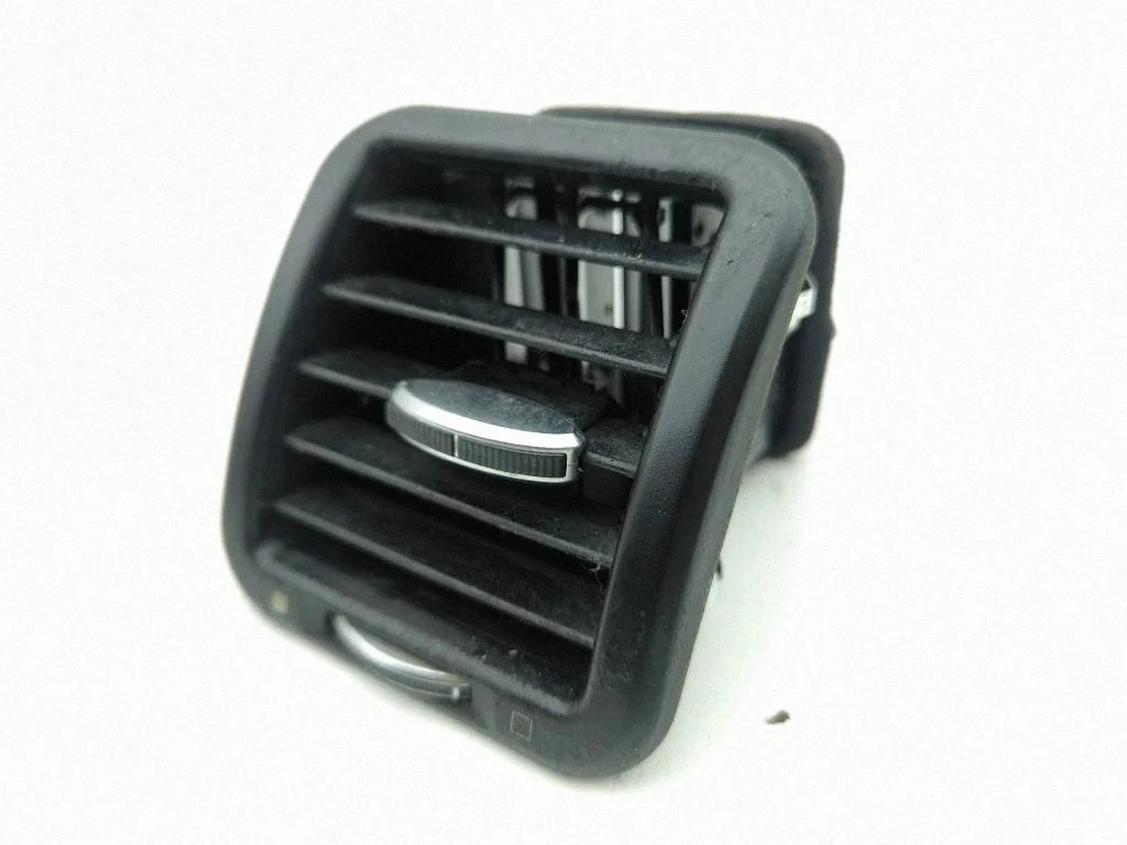 Dashboard side air vent grill/cover trim 225787