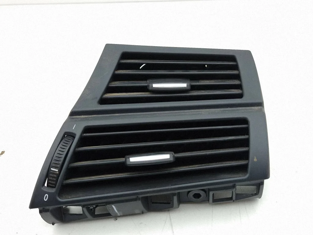 Dashboard side air vent grill/cover trim – BMW X5 E70 (2006-2013)
