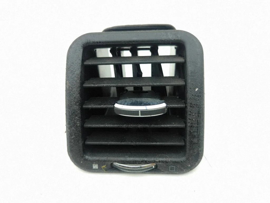 Dashboard side air vent grill/cover trim 225787