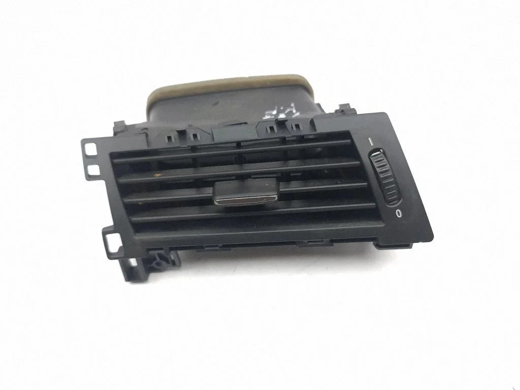 Dashboard side air vent grill/cover trim 6910731