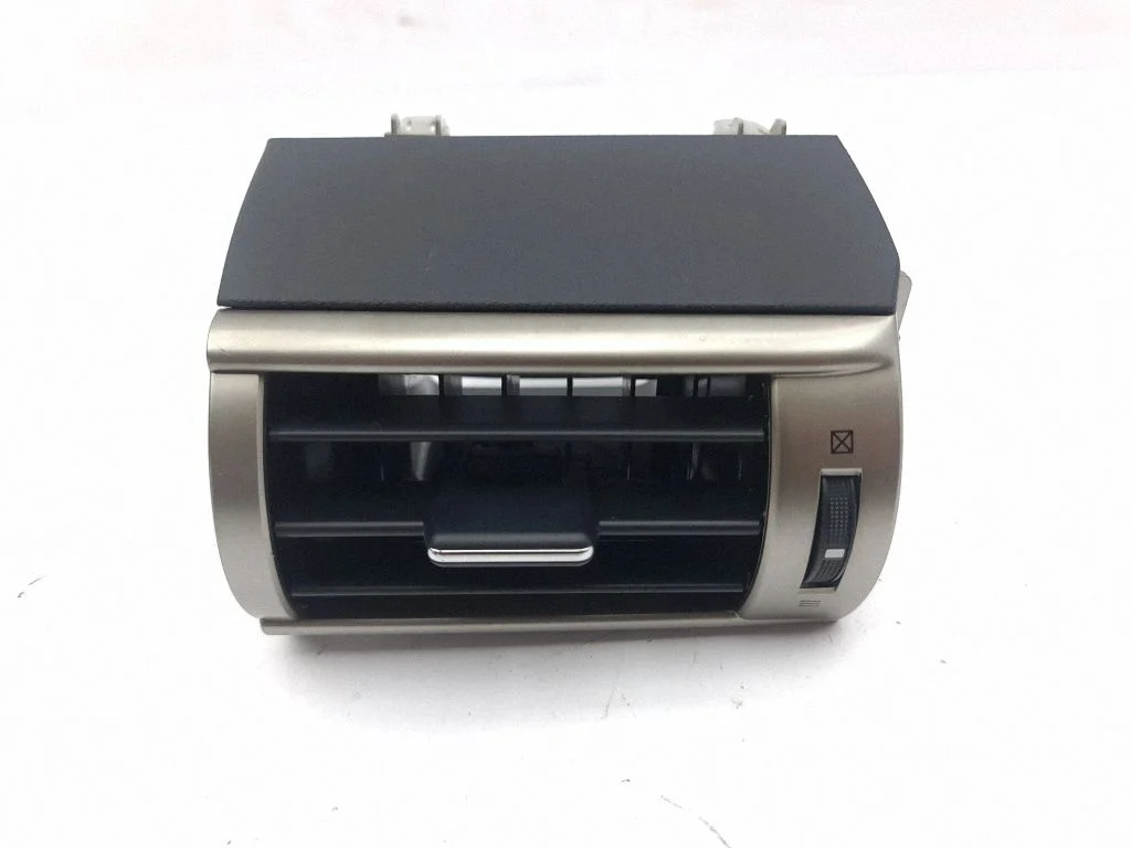 Dashboard side air vent grill/cover trim – Lexus IS III XE30 (2013-2020)